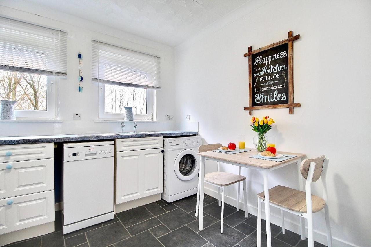 Railroad Apartment Wishaw  Eksteriør bilde